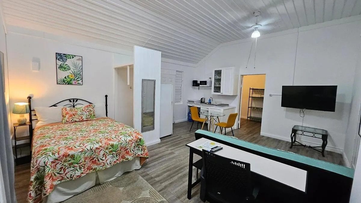 Studio Apt, Natural Beach And Pool G199A Montego Bay Appartement